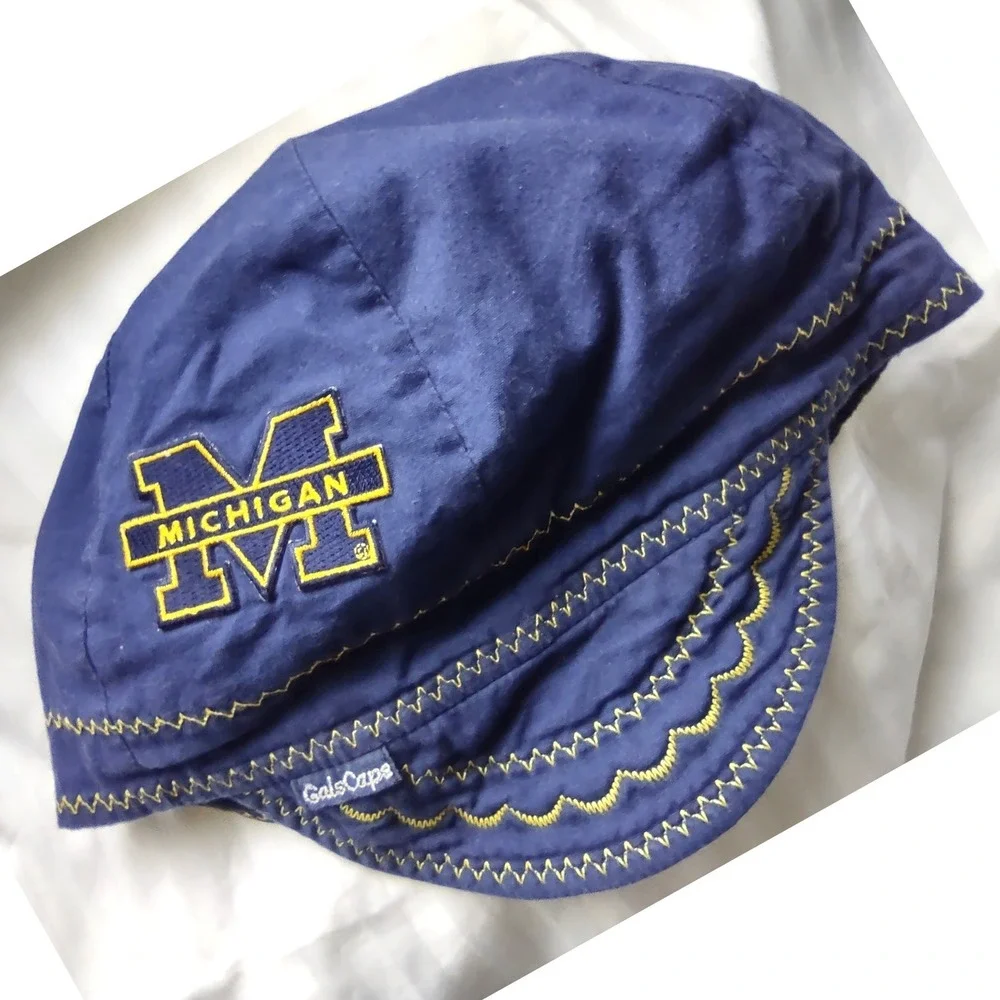 Michigan Wolverines Embroidered Blue GalsCaps‎ Hat Women Size XL Reversible